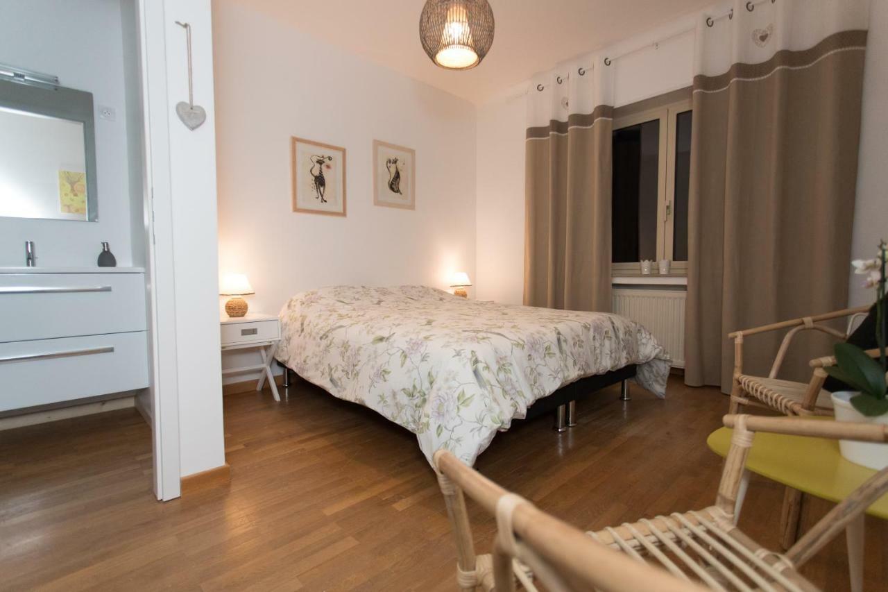 Отель Le Domaine Des Pres Lachambre Экстерьер фото